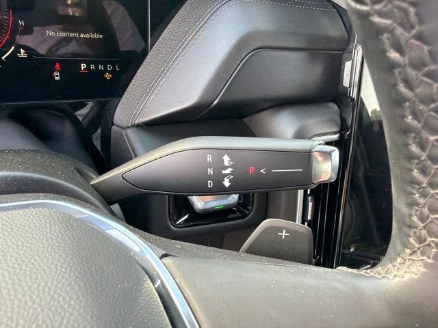 Used 2025 GMC Yukon Denali AWD/4WD image 21