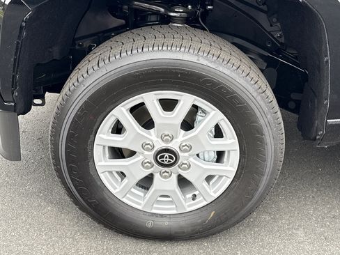 New 2026 Toyota Tacoma SR5 AWD/4WD image 5