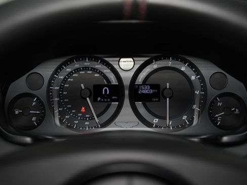 Used 2014 Aston Martin Vanquish Coupe RWD image 47