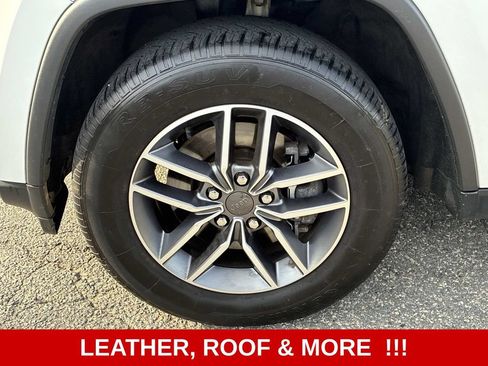 Used 2021 Jeep Grand Cherokee Limited AWD/4WD image 21