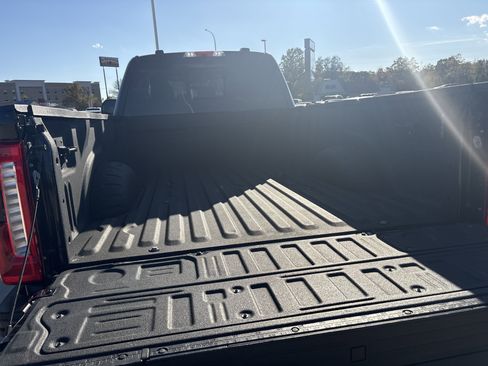 Used 2023 Ford F350 XLT w/ XLT Premium Package image 4