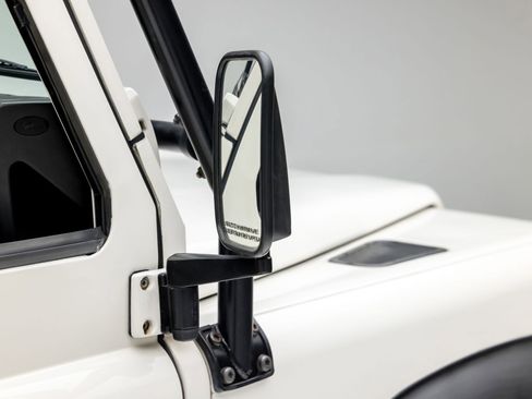 Used 1997 Land Rover Defender 90 image 29