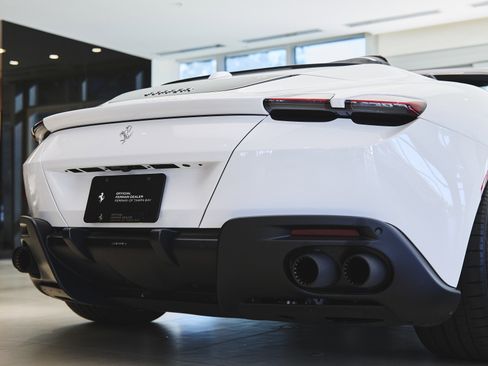 Used 2024 Ferrari Roma Spider image 46