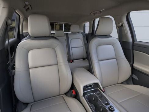 New 2026 Lincoln Corsair Premiere image 10