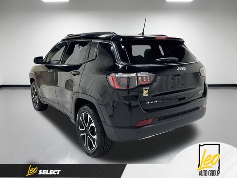 Used 2023 Jeep Compass Limited AWD/4WD image 10