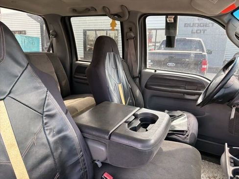 Used 2003 Ford F350 XLT image 8