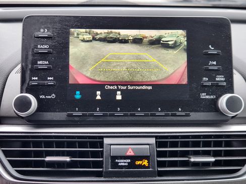 Used 2019 Honda Accord LX image 13