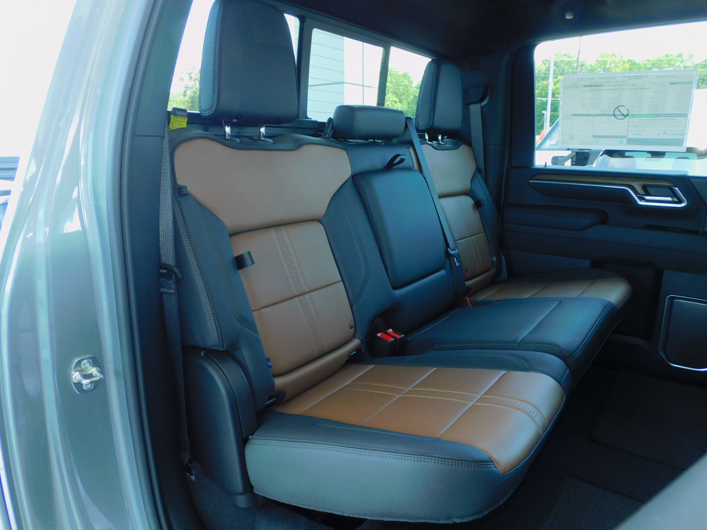 New 2026 Chevrolet Silverado 2500 High Country w/ High Country Premium Package AWD/4WD image 27