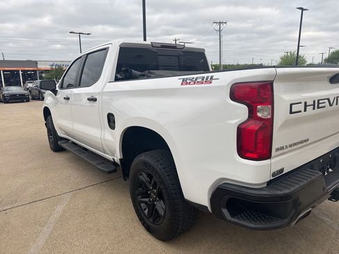 Used 2020 Chevrolet Silverado 1500 LT Trail Boss image 7