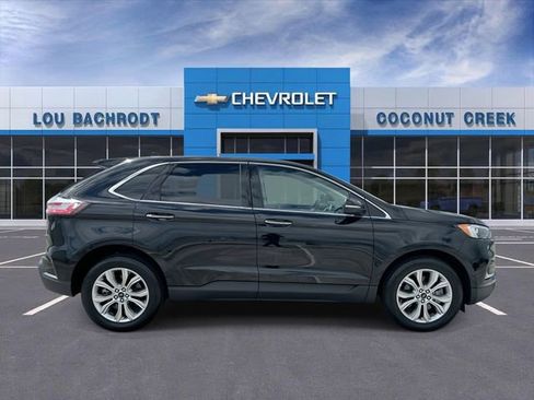 Used 2024 Ford Edge Titanium AWD/4WD image 9