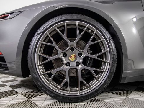 Used 2021 Porsche 911 Carrera image 37