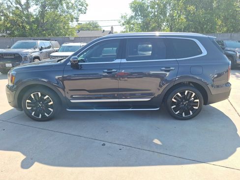 Used 2025 Kia Telluride SX FWD image 3