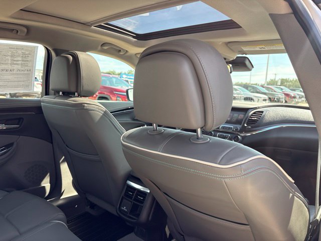 Used 2014 Chevrolet Impala LTZ FWD image 36