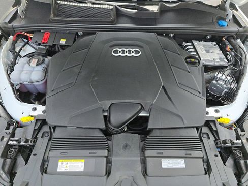 Certified 2024 Audi Q7 3.0T Premium Plus w/ Premium Plus Package AWD/4WD image 32