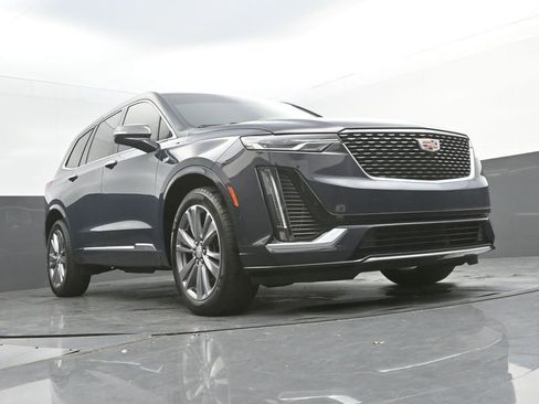 Used 2024 Cadillac XT6 Premium Luxury w/ Technology Package image 40