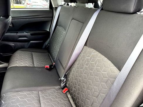 Used 2025 Mitsubishi Outlander Sport ES image 27