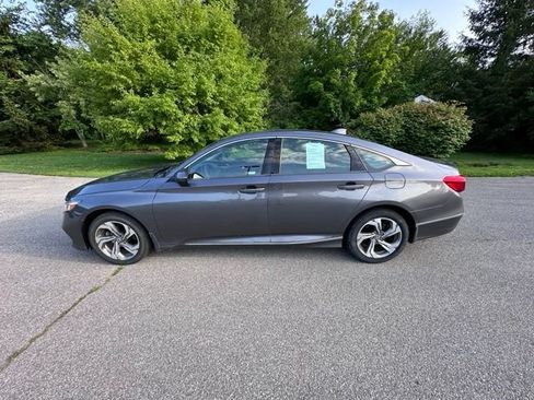 Used 2019 Honda Accord EX image 6
