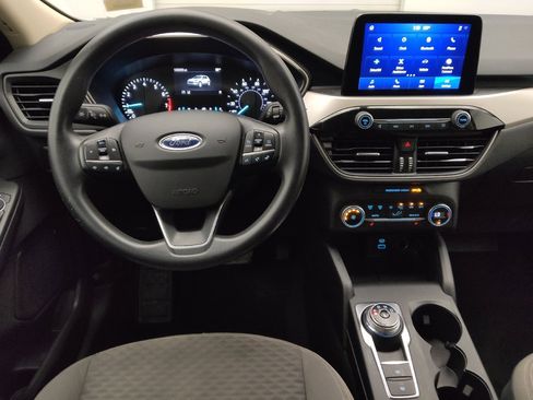 Used 2020 Ford Escape SE FWD image 22