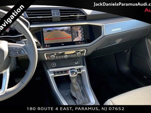 Used 2024 Audi Q3 2.0T Premium Plus image 6