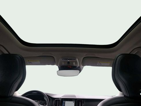 Used 2020 Volvo XC60 T5 Inscription w/ Protection Package Premier image 29