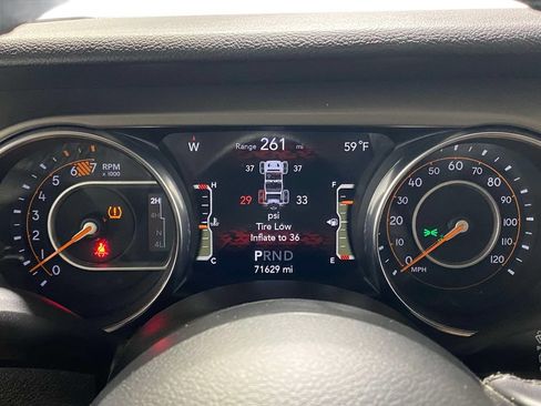 Used 2021 Jeep Wrangler Sport AWD/4WD image 27