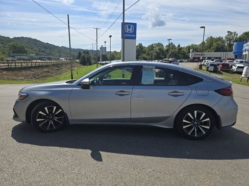 Used 2024 Honda Civic EX-L image 13
