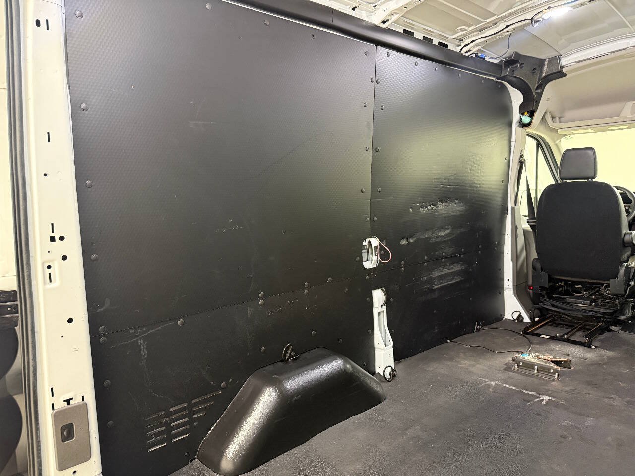 Used 2020 Ford Transit 250 Medium Roof RWD image 85