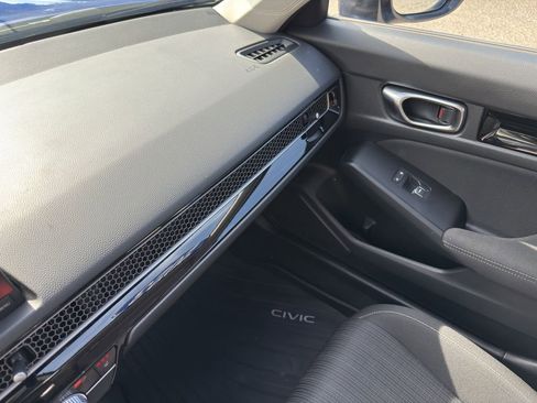 Used 2023 Honda Civic EX image 25