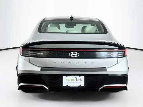 Used 2025 Hyundai Sonata SEL FWD image 7