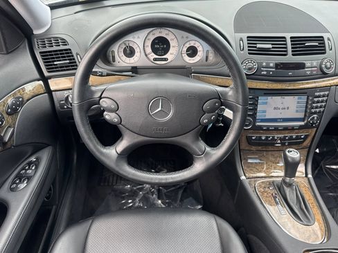 Used 2007 Mercedes-Benz E 350 Sedan image 27