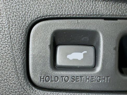 Used 2025 Honda CR-V EX-L image 28