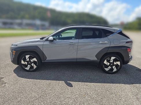 Used 2024 Hyundai Kona Limited FWD image 10