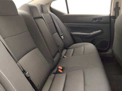 Used 2025 Nissan Altima 2.5 SV FWD image 19