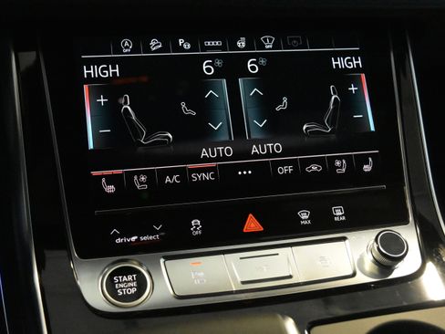 New 2026 Audi Q8 Prestige image 12