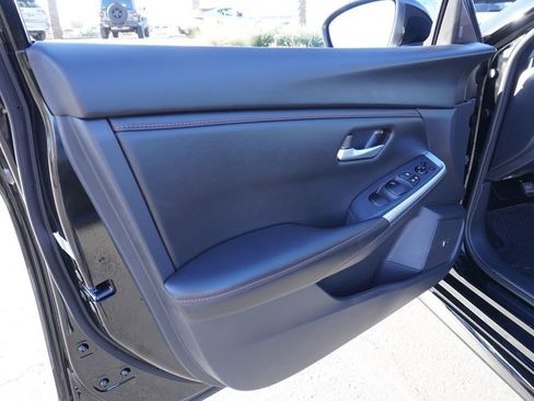 Certified 2025 Nissan Sentra SR w/ SR Premium Package image 15