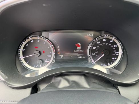 Used 2023 Toyota Highlander XSE AWD/4WD image 17
