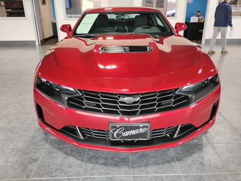 Used 2023 Chevrolet Camaro LT w/ Technology Package RWD image 15