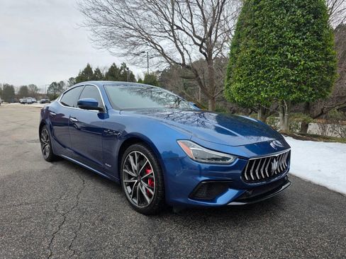 Used 2020 Maserati Ghibli S GranSport image 7
