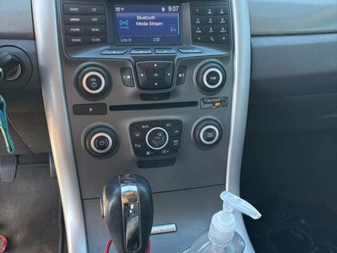 Used 2014 Ford Edge SEL image 9
