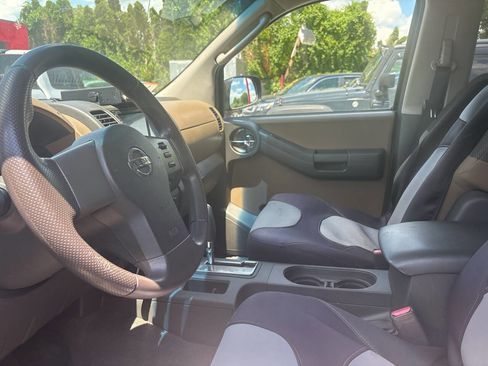 Used 2006 Nissan Xterra S w/ (U01) Utility Pkg AWD/4WD image 14