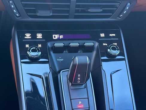 Certified 2025 Porsche 911 Carrera image 21