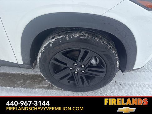 Used 2025 Chevrolet Trax ACTIV w/ Sunroof Package image 24