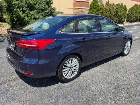 Used 2017 Ford Focus Titanium FWD image 8