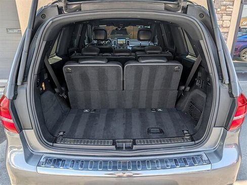 Used 2017 Mercedes-Benz GLS 550 4MATIC image 31