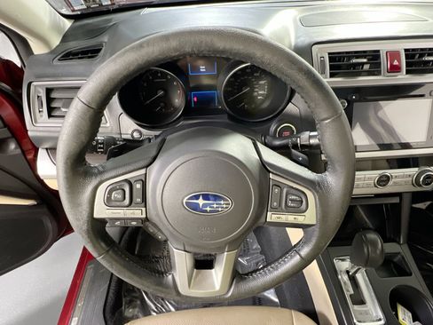 Used 2017 Subaru Legacy 2.5i Limited AWD/4WD image 11