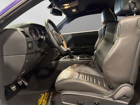Used 2014 Dodge Challenger R/T RWD image 18