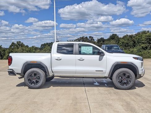 New 2025 GMC Canyon Elevation image 6