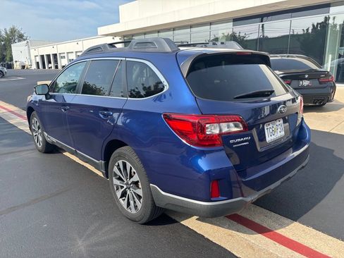 Used 2015 Subaru Outback 2.5i Limited AWD/4WD image 5
