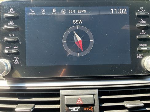Used 2019 Honda Accord Sport image 24