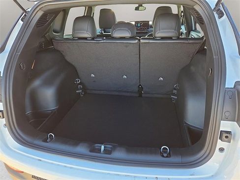 New 2026 Jeep Compass Latitude image 20